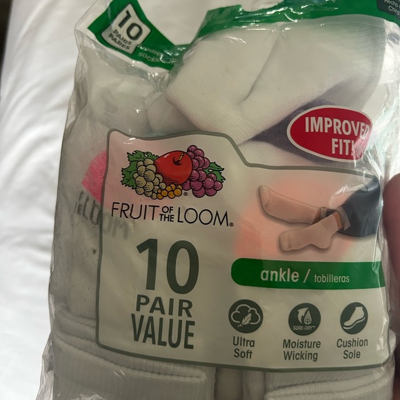 Fruit of the Loom Ankle Socks - 10 Pack, White - Picture 2 of 3